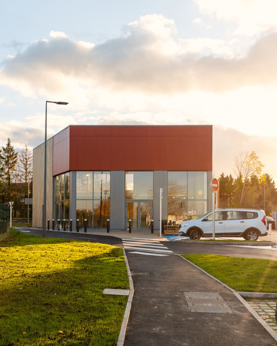 Le Retail Park image 3