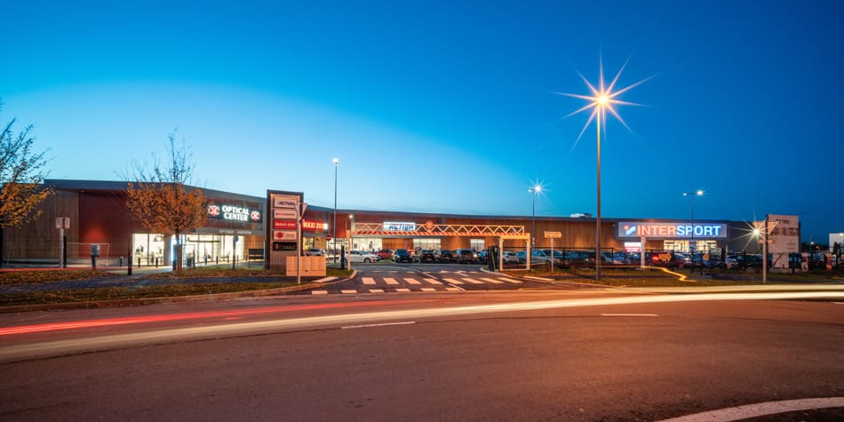 Le Retail Park image 5